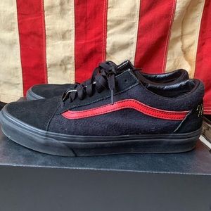 Mickey Mouse Disney Vans Used w/ Original Box 9.5